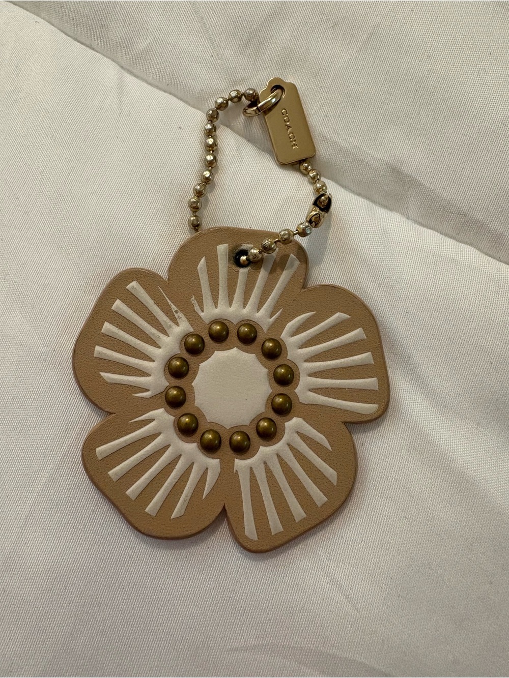 Coach Leather Flower Bag Charm Tan Ivory Studded Floral Hangtag Monogram M Bee